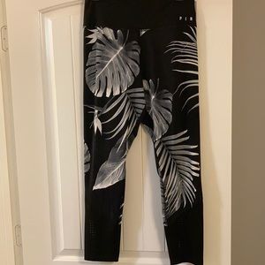 SOLD - PINK Ultimate Leggings